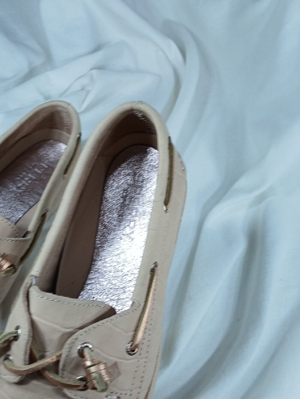 Sperry Women's Croc-Embossed Slip-On Moccasins in dusty pink with Metallic laces - Picture 12 of 16